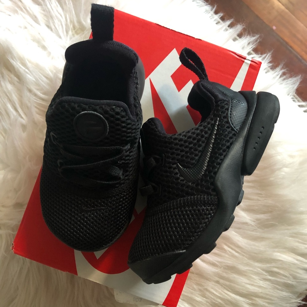 Nike Black Presto Fly Toddler Sneaker